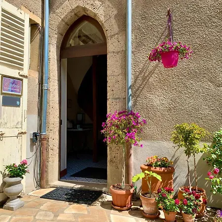St. Hubert Saint-Nectaire